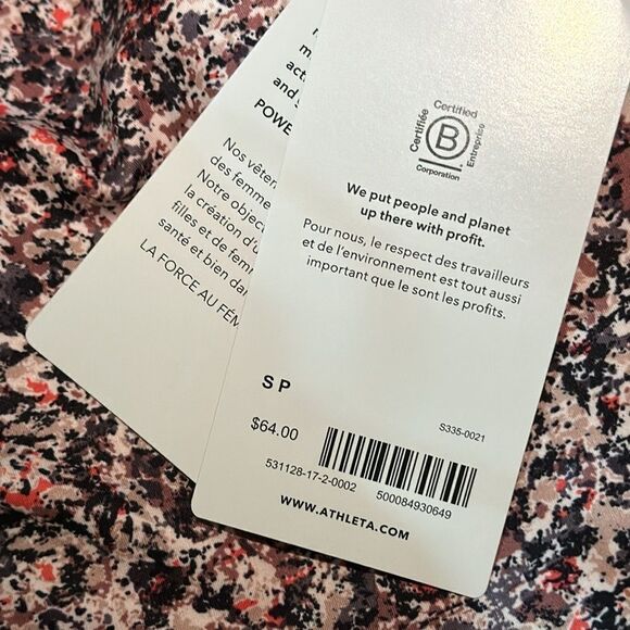 New with Tags Athleta conscientious crop small.  removable Cup D-DD great gift - Picture 7 of 9